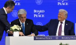 Давоста өткен кеңестің қол қою рәсімінде Тоқаев пен Трамптың не туралы сөйлескені белгілі болды