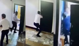 Серік Сәпиевтің соққыға жығылған видеосы тарады (ВИДЕО)