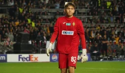 Шерхан Қалмұрза жаңа келісімшартқа қол қойды