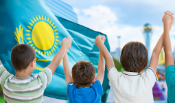 18 жасқа толмаған балалардың шотына 130,71 доллардан аударылды