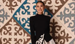 «24/7 жұмыс істейміз»: Динара Сәтжанның «байлық формуласы» желіні шулатты (ВИДЕО)