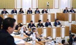 Конституциялық комиссия: Ата заң жобасында қазақ тілі мемлекеттік тіл ретінде айқын көрініс тапқан (ВИДЕО)