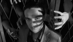 Танымал әнші 15 күнге медициналық мекемеге орналастырылды