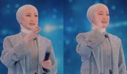 «Осы әнді айтпашы»: Мөлдір Әуелбекова концертінде жылап қалды(ВИДЕО)