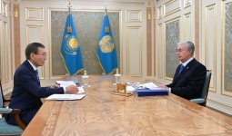 Тоқаев Орталық референдум комиссиясының төрағасы Нұрлан Әбдіровті қабылдады