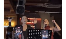 «Екі легенда»: Мақпал Исабекова мен Дильназ Ахмадиева елді аузына қаратты (ВИДЕО)