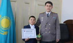 БҚО-да 9 жастағы бала үйдегі өрт кезінде екі інісін құтқарып қалған