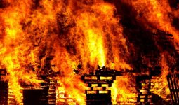 Оралда жатақханадан шыққан өрт бір адамның өмірін жалмады