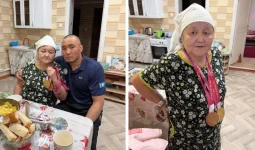 Паралимпиада чемпионы Ербол Хамитов алтынын апасына табыстады (ВИДЕО)