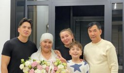 «Маған да оңай емес»: Жанабыловтардың анасы өз шындығын айтты