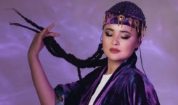 «22 жыл жастығым ошақ басында өтті»: Мөлдір Мұқанова өкінішке толы жазба жариялады (ВИДЕО)