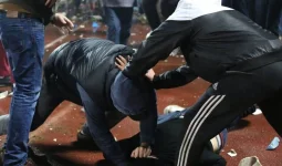 «Атыс дыбыстары естілген»: Астанада аулада жаппай төбелес болды