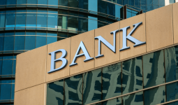 Банктер табысы төмендеді: жүйе тұрақты ма, әлде пайда есебінен ғана өмір сүріп отыр ма?