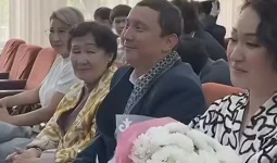 «Отбасылық өмірімізді жастарға үлгі етті»: Қайрат Әділгерейдің әйелі  ерекше оқиғасын айтып, көпке мақтанды (ВИДЕО)