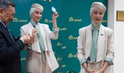 «Енді халыққа секірейін деді ме?»: Әнші Мөлдір Әуелбекова саясатқа бет бұрды (ВИДЕО)