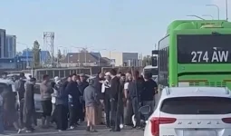 Атырау облысында 8 жастағы баланы автобус қағып кетті