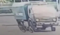 Астанада тағы да велосипед мінген баланы көлік қақты (ВИДЕО)
