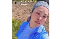 «Жаназада жыртыңдап..»: Тұрсынбек Қабатовтың тоқалы көпшіліктің сынына ұшырады
