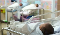 Алматы облысында жатырында 6 ісігі бар әйел дені сау сәби босанды