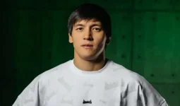 UFC-ден кеткен қазақ файтері жаңа келісімшартқа қол қойды