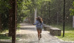 Жаңбыр, дауыл, екпінді жел: Бүгін еліміздің бірнеше өңірінде ескерту жарияланды