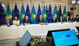 Президент: Қазақстан Еуропаны Азиямен байланыстыратын ірі логистикалық хабқа айналады