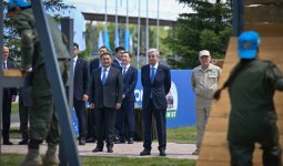 Президент әскери колледжге автобус тарту етті