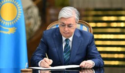 Тоқаев бірден үш маңызды заңға қол қойды