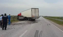 Қостанай облысында жүргізуші жүк көлігімен соқтығысып, екі адам көз жұмды