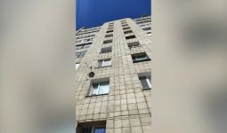 «Анасы үйде болған»: Астанада 13-қабаттан құлаған жеті жастағы бала көз жұмды
