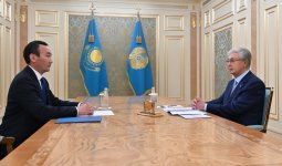 Мемлекет басшысы Ұлытау облысының әкімі Есет Байкенді қабылдады