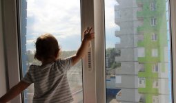 Биыл Астанада терезеден құлаған балалар саны 39-ға жетті