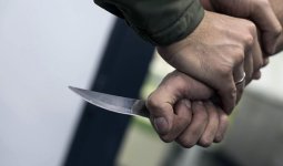 Атбасарда әйел адам көршісін пышақтап өлтіріп, пәтеріне қамап кеткен