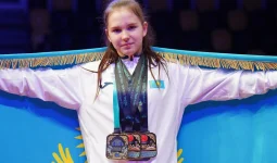 15 жастағы қазақстандық зілтемірші Азия чемпионатында 5 алтын алды