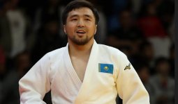 «Әнұранымызды жаттап алсын»: Елдос Сметов Жапониядағы Азия ойындарына дайындықты бастады