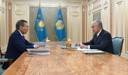Тоқаев Орталық сайлау комиссиясының төрағасы Нұрлан Әбдіровті қабылдады