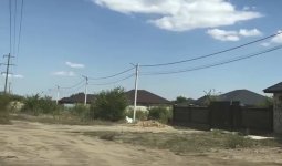Салықты алады, ал жол қайда?»: Ақтөбедегі «Сарбаз» тұрғындары әкімдіктің әрекетсіздігіне наразы
