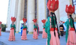 Шымкент қызғалдағы сайлаушыларды қарсы алды