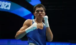 Санжар Тәшкенбай кәсіпқой бокстағы дебютінде бірден чемпиондық белбеуге таласады