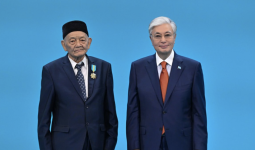Президент үздік педагогтерді мемлекеттік наградамен марапаттады