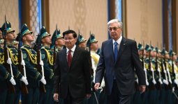Тоқаев Лаос Президентін Тәуелсіздік сарайында қарсы алды