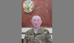 «Жауапкершіліктен жалтармаймыз»: Қорғаныс министрі ел алдына шығып, үндеу жасады (ВИДЕО)