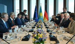 Тоқаев пен Франк-Вальтер Штайнмайер кеңейтілген құрамда келіссөз жүргізді