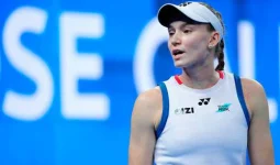 Рыбакина әлемнің бірінші ракеткасы мәртебесіндегі алғашқы матчында жеңілді
