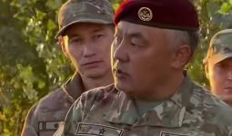 Қорғаныс министрі Ақмола гарнизонындағы әскери бөлімді тексерді  (ВИДЕО)