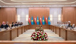 Тоқаев пен Хайсам бен Тариқ Әл Саид кеңейтілген құрамда келіссөз жүргізді