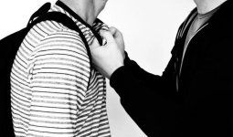 Жетісу облысында оқушы пышақ жарақатынан көз жұмды: Сыныптасы ұсталды