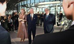 Нобель лауреаттарының қолтаңбасы бар телескоп Қазақстандағы оқушыларға сыйға берілді