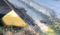 Алматы облысында көпір қирап жатыр: тұрғындар әкімдіктен жөндеуді талап етті