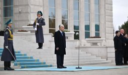 Президент Қасым-Жомарт Тоқаев Мемлекеттік ту көтеру рәсіміне қатысты